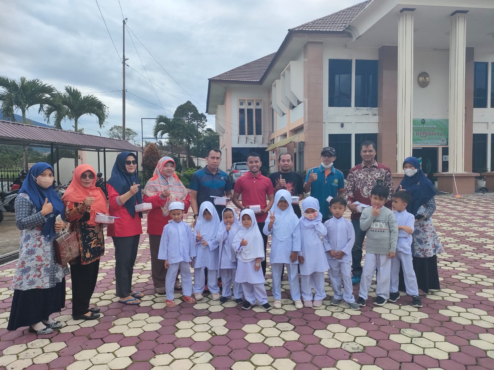 jumat berbagi paud 1