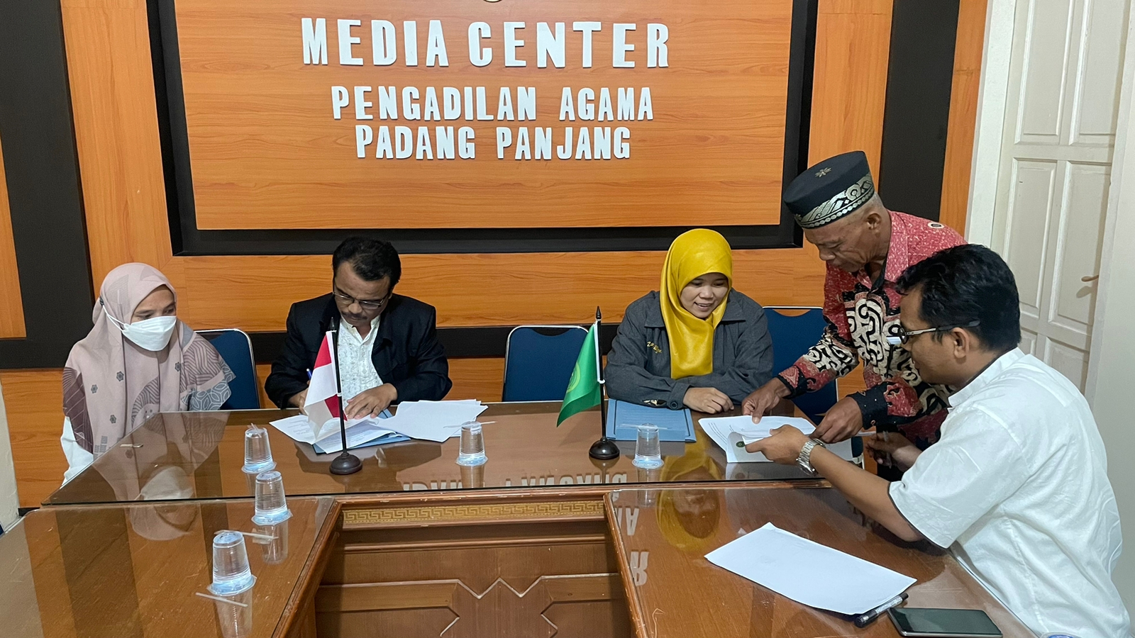 penandatangan mou lkkbh 2