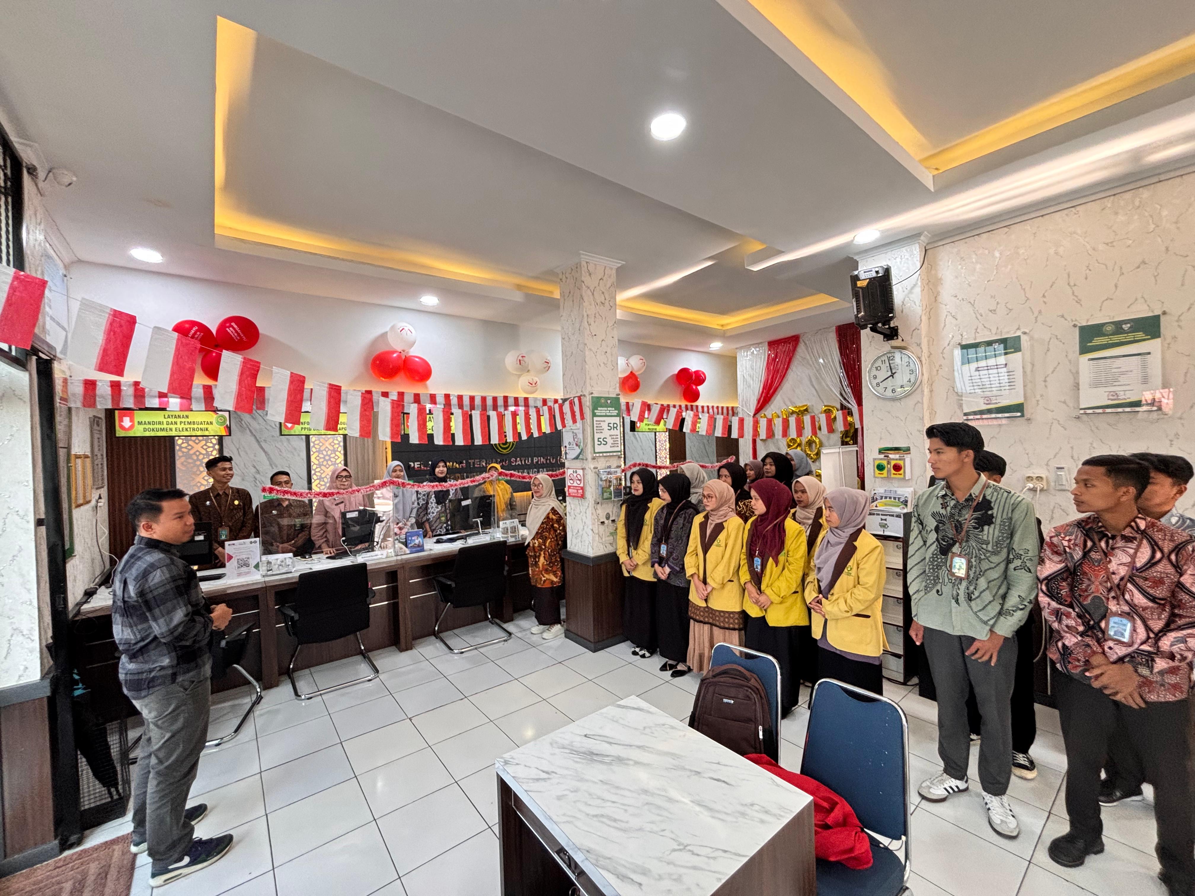 briefing 8agus
