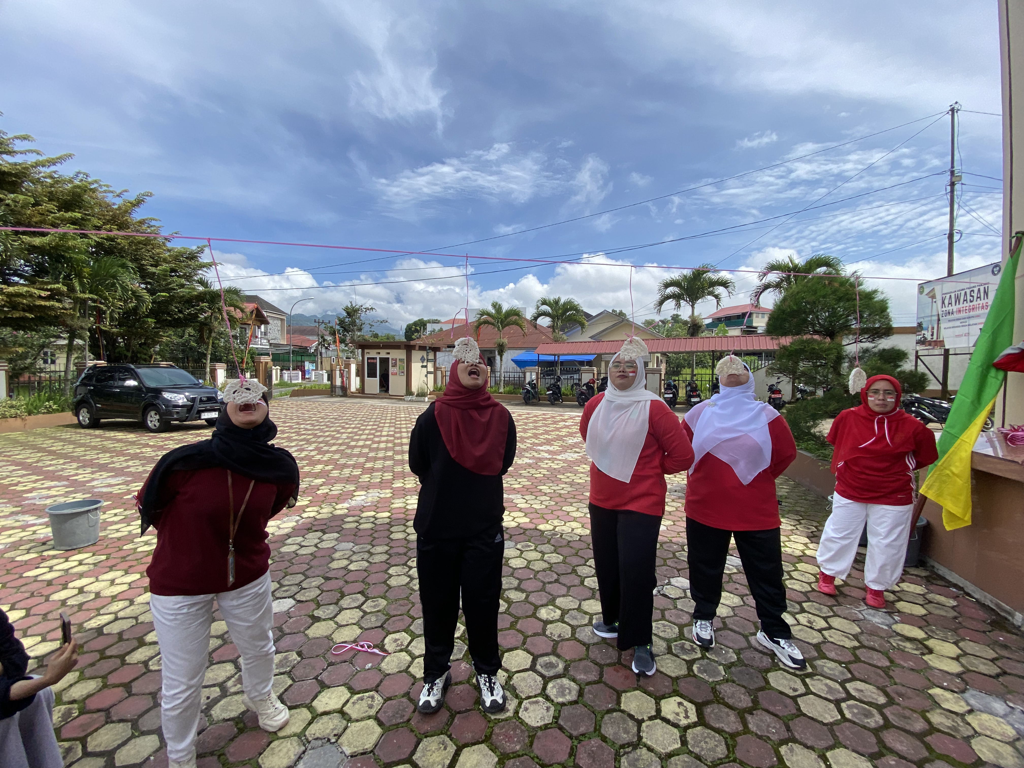 lomba hut mari 15agust 2