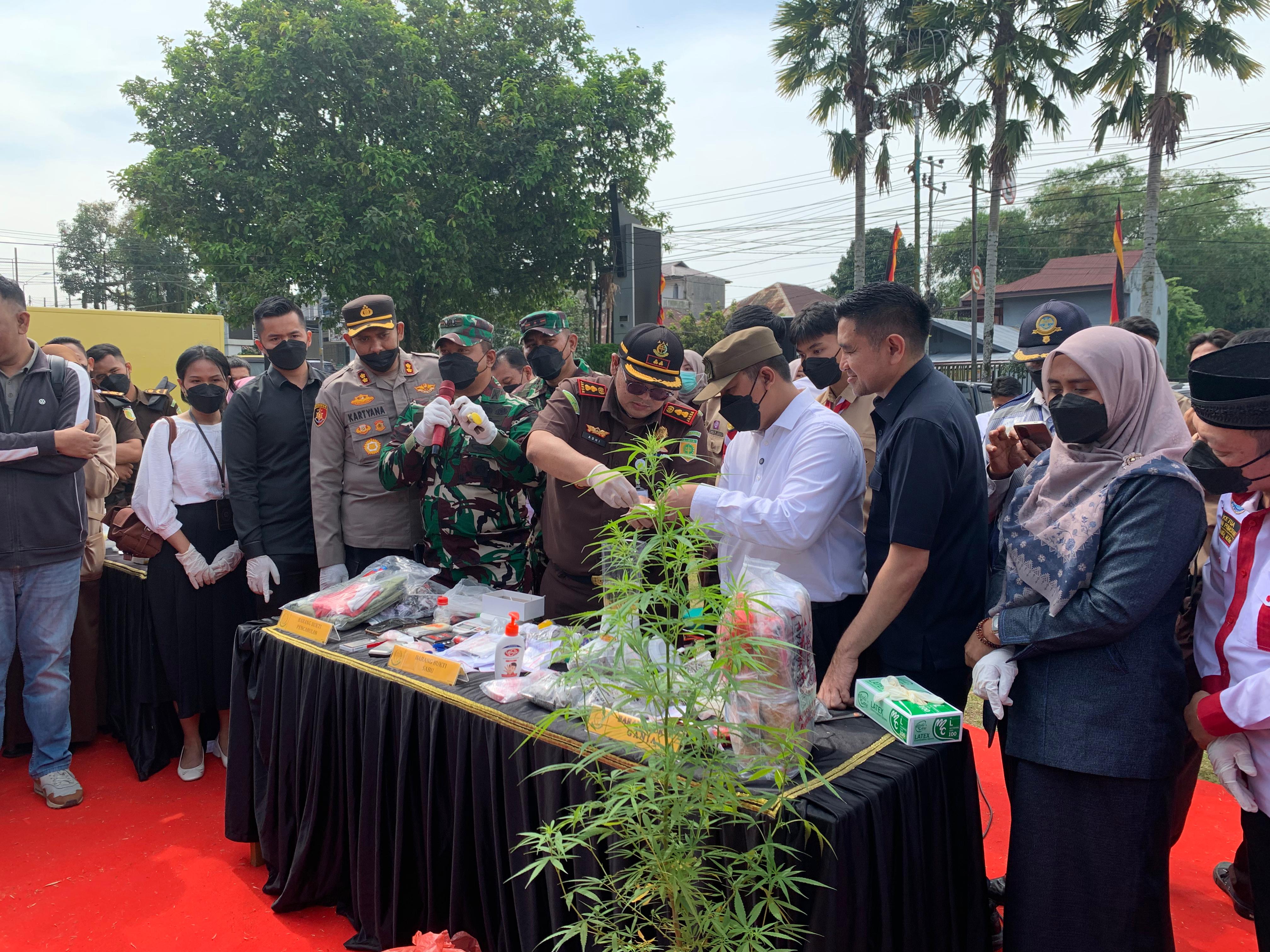 pemusnahan bb kejaksaan 27agus 3