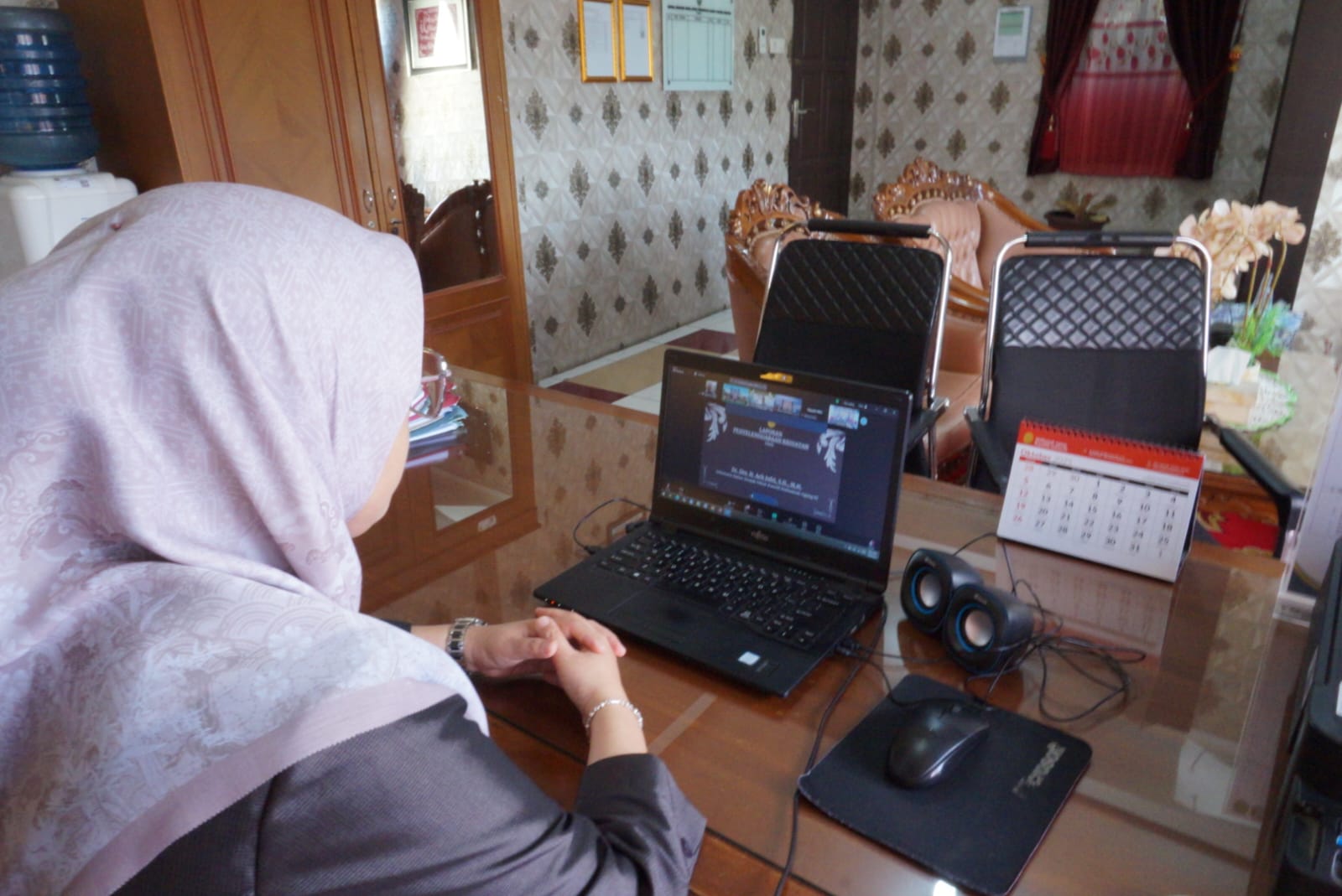 zoom diklat bu waka 8okt 2