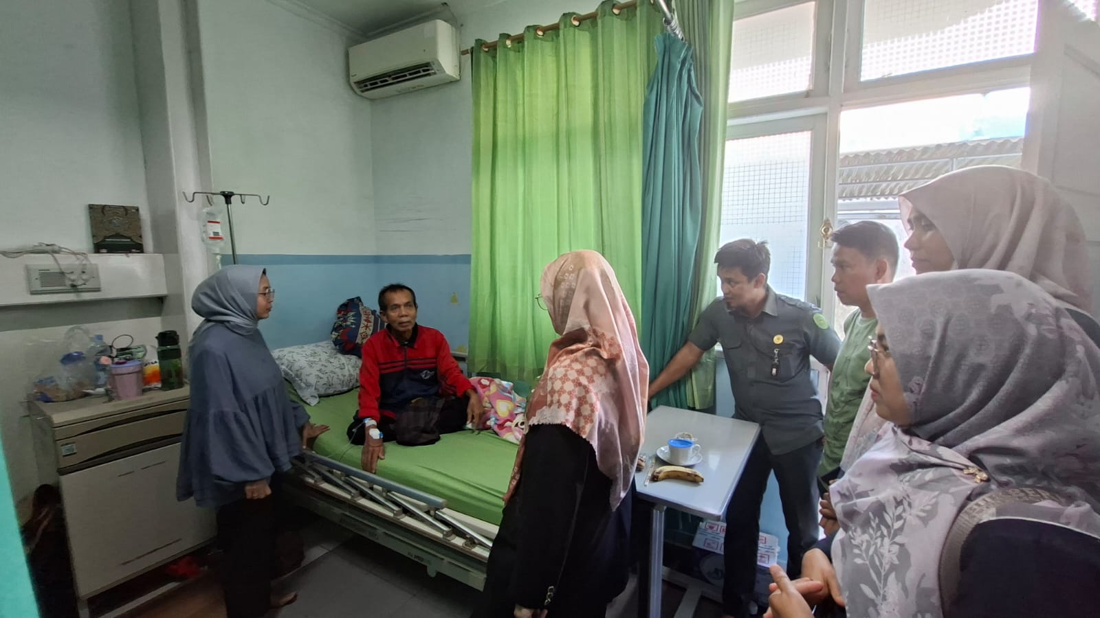 menjenguk ortu hilmi 22apr 2